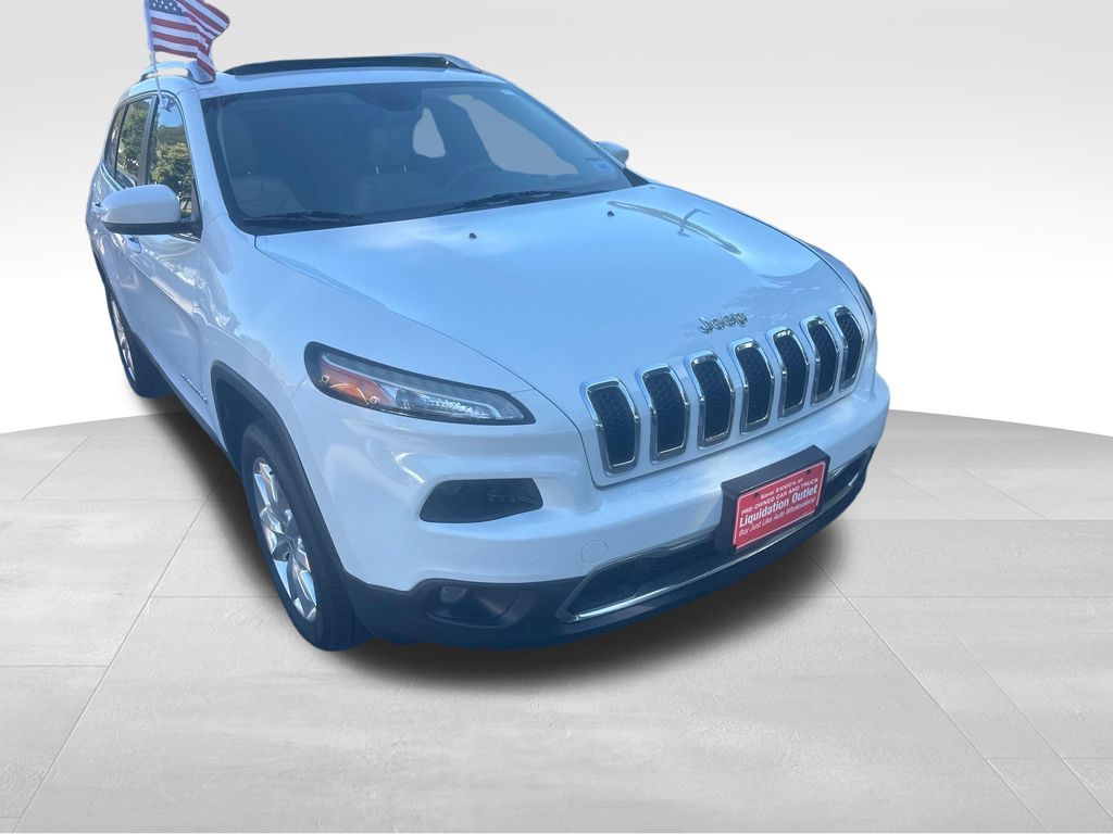 Used 2015 White Jeep Limited image 36