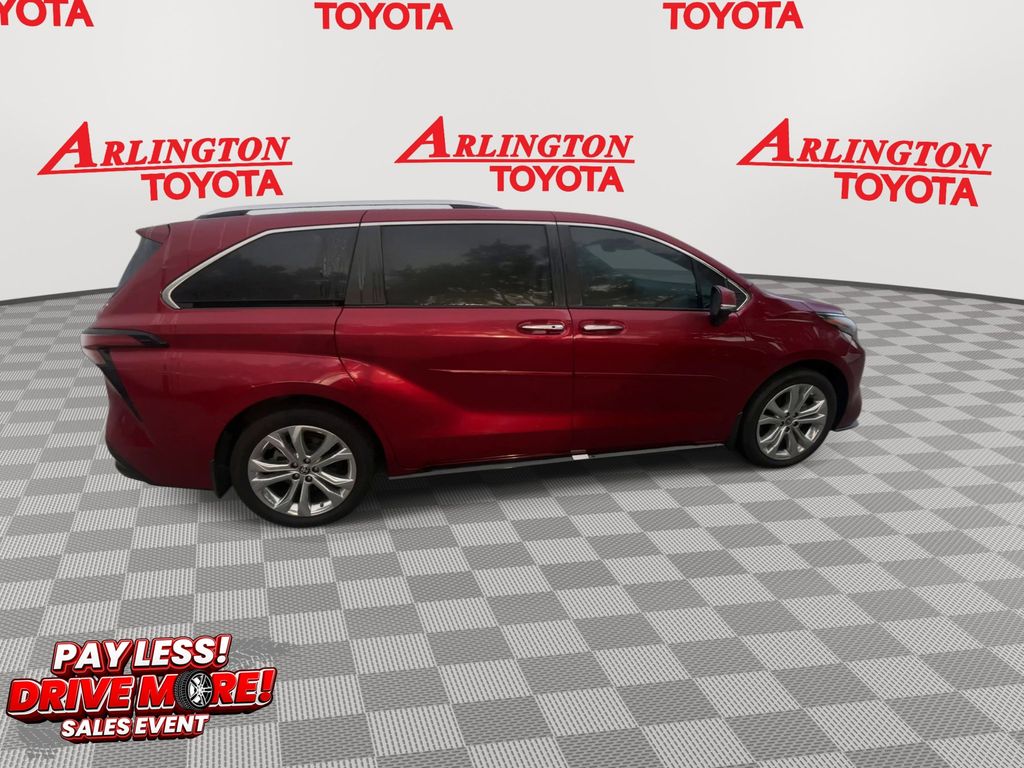 Used 2024 Toyota Sienna Van