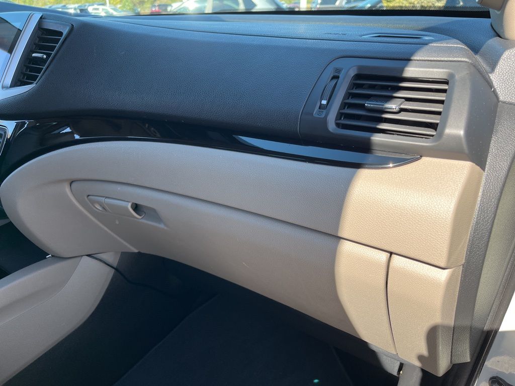 Thumbnail: 2019 Honda Ridgeline - 30