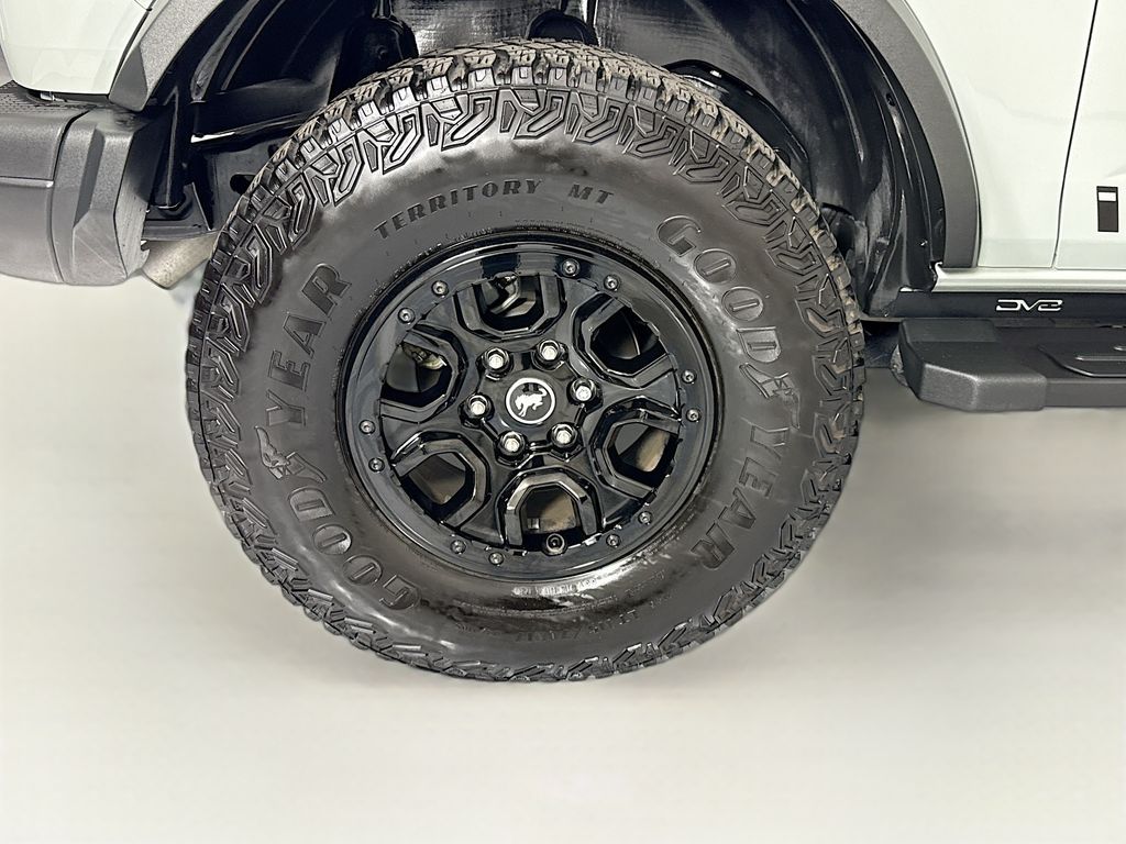 Thumbnail: 2021 Ford Bronco - 31