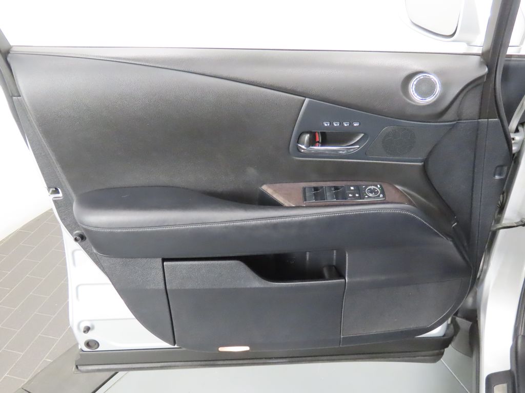 Thumbnail: 2015 Lexus RX - 32