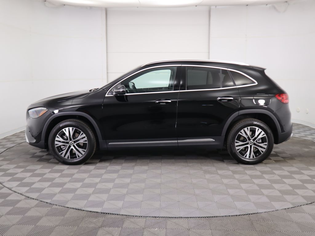 Thumbnail: 2025 Mercedes-Benz GLA - 8