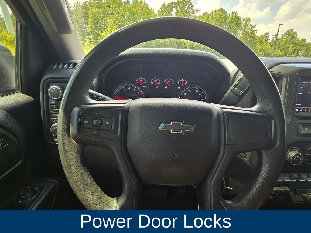 ChevroletSilverado 150024