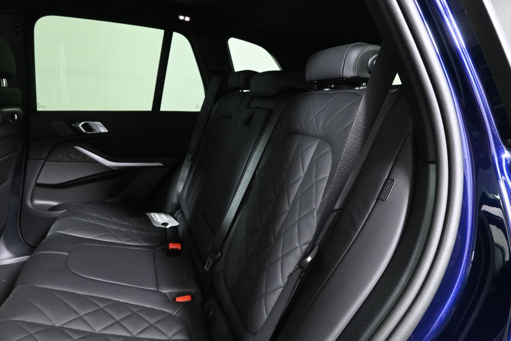 Thumbnail: 2026 BMW X5 - 4