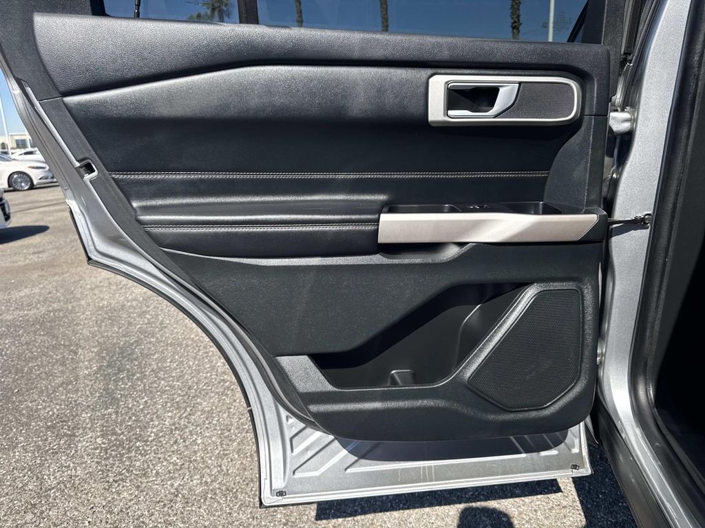 Used 2023 Ford Explorer XLT 4D Sport Utility