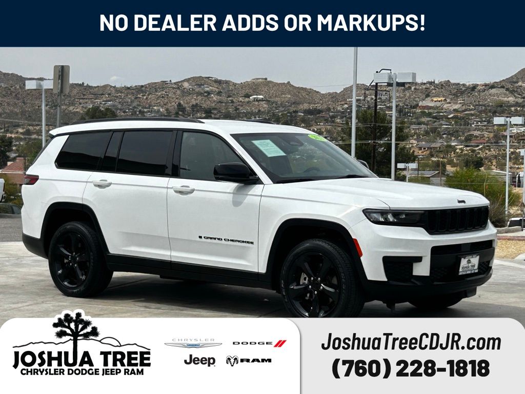 Bright White Clearcoat 2023 Jeep Grand Cherokee L Altitude RWD SUV / Crossover 4X2 8-Speed Automatic