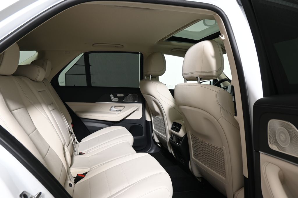 Thumbnail: 2026 Mercedes-Benz GLE - 20