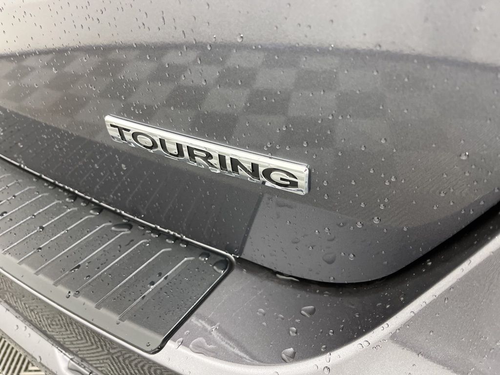 2025 Honda Odyssey Touring 22