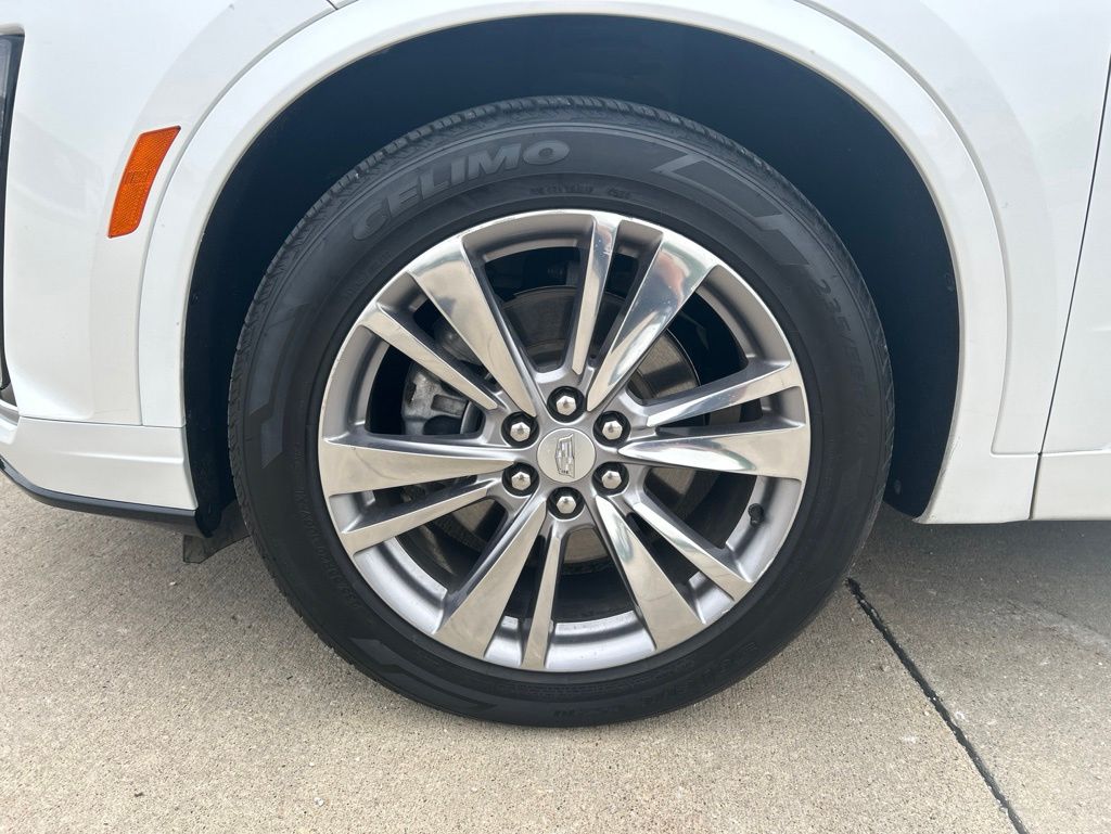 Used 2023 Cadillac XT6 SUV