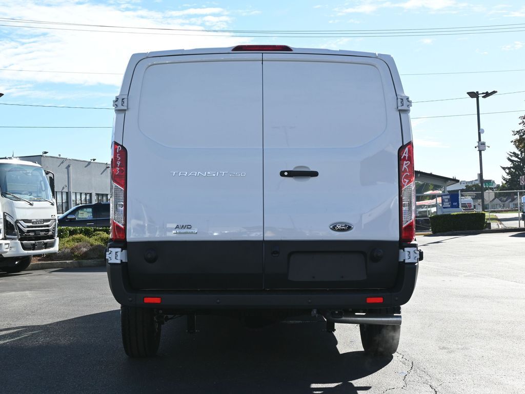 2024 Ford Transit 250