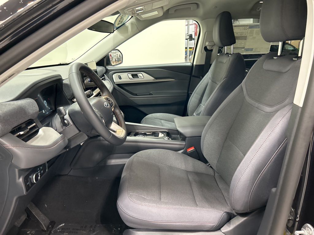 new 2026 Ford Explorer car, priced at $39,480