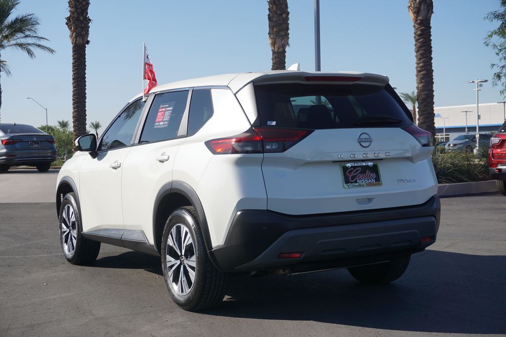 2023 Nissan Rogue SV 3