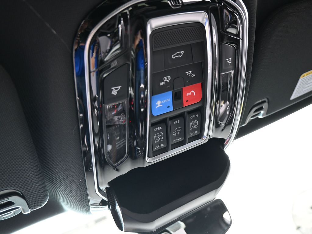 New 2026 High Gloss Black Jeep Summit Obsidian image 29