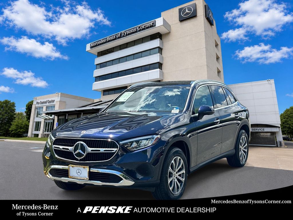 Thumbnail: 2024 Mercedes-Benz GLC - 1