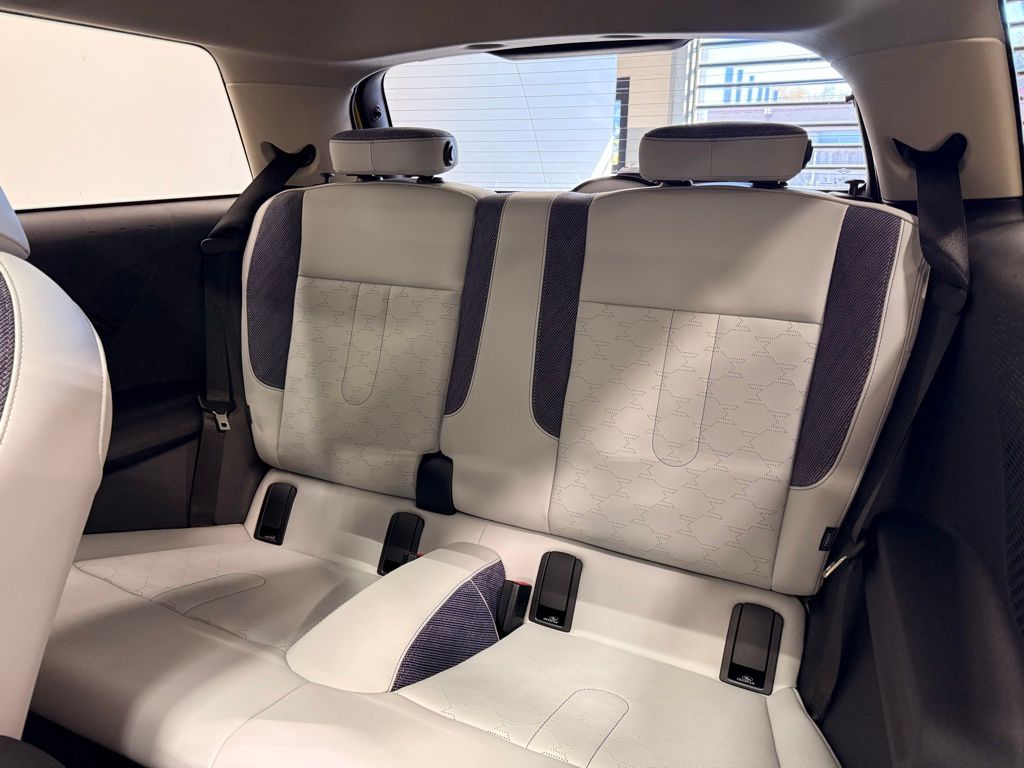 Thumbnail: 2025 MINI Cooper - 19