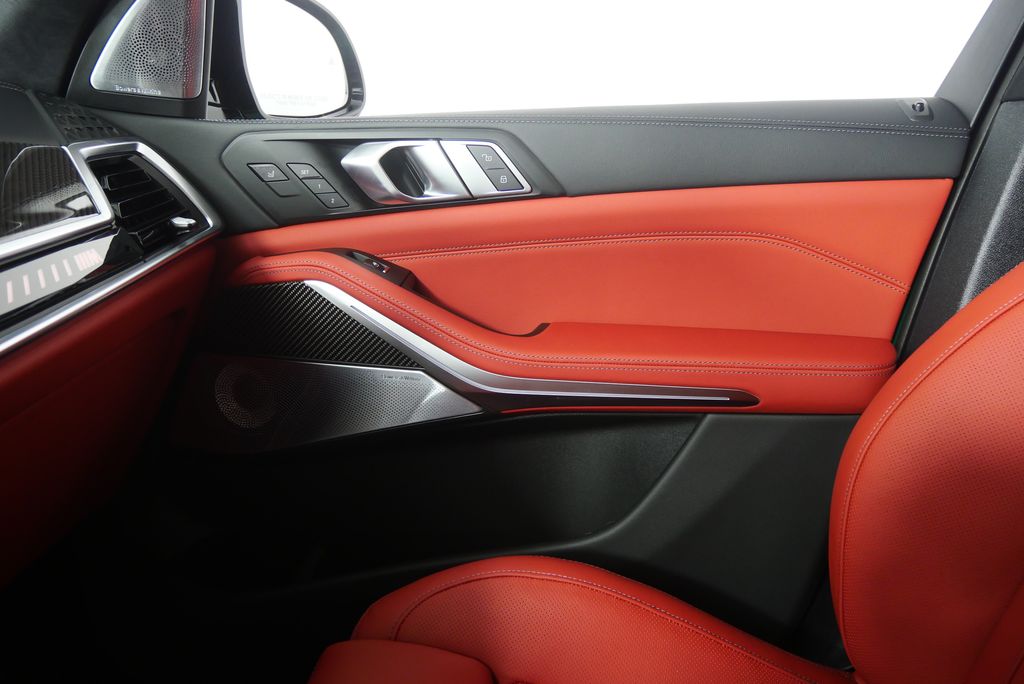 Thumbnail: 2026 BMW X5 - 25