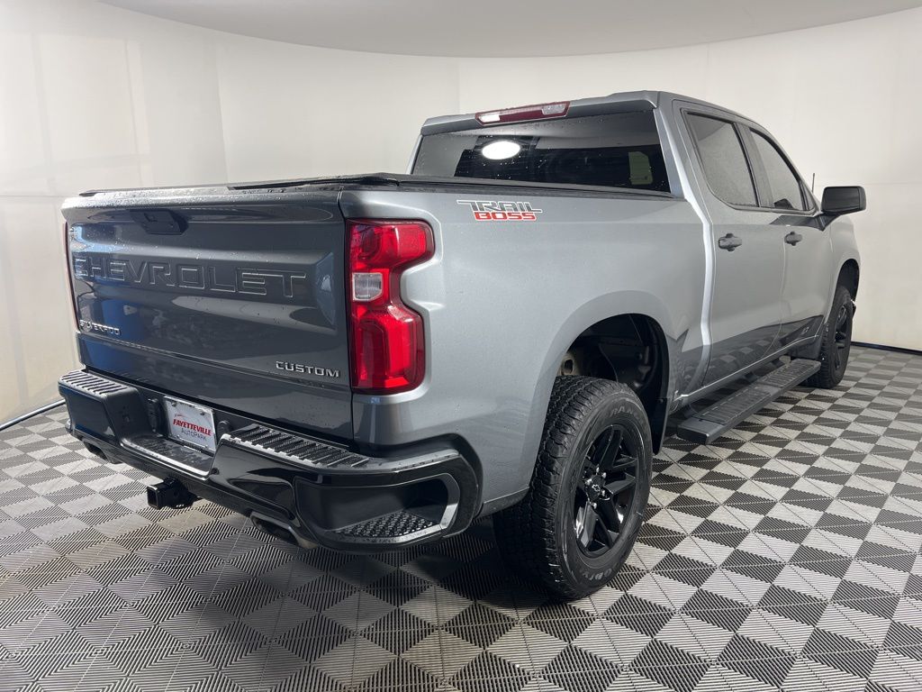 Thumbnail: 2021 Chevrolet Silverado 1500 - 5