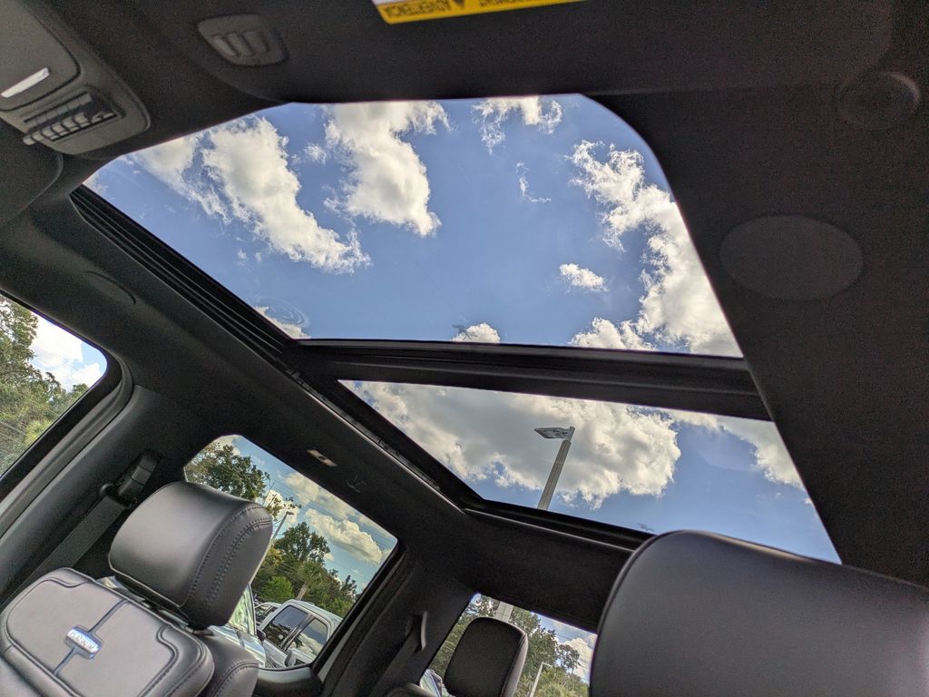 2026 Ford Super Duty F-350 SRW Platinum
