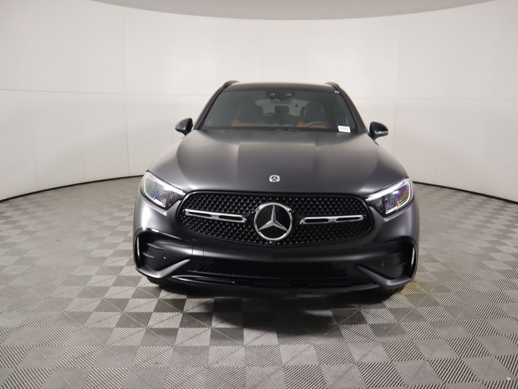 Thumbnail: 2025 Mercedes-Benz GLC - 2