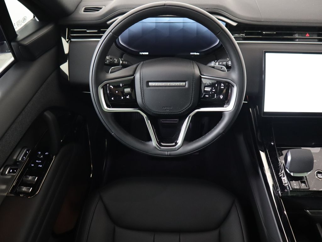 Thumbnail: 2025 Land Rover Range Rover Sport - 11
