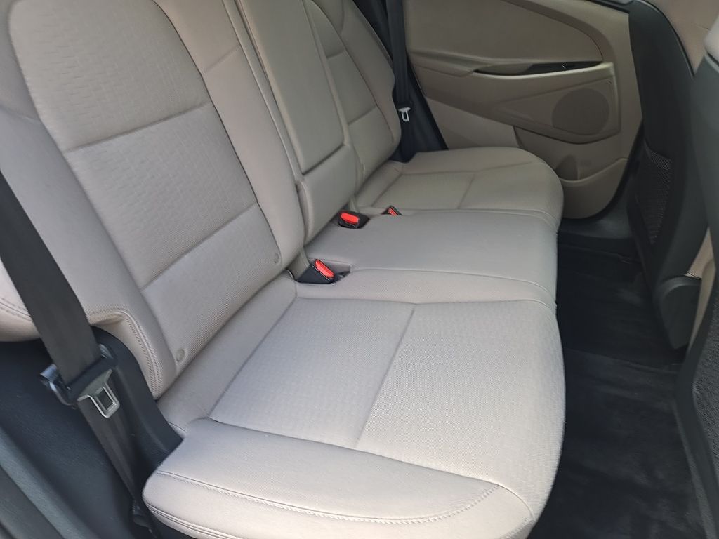 2020 Hyundai Tucson Value 25