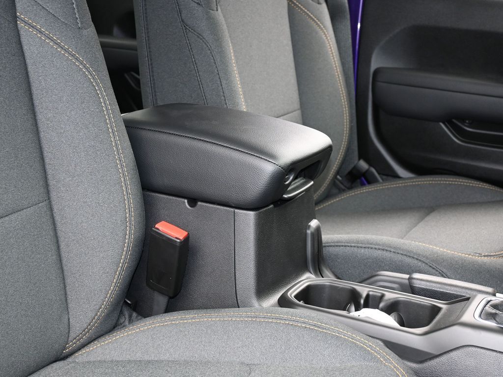 New 2026 reign Jeep Sport image 35