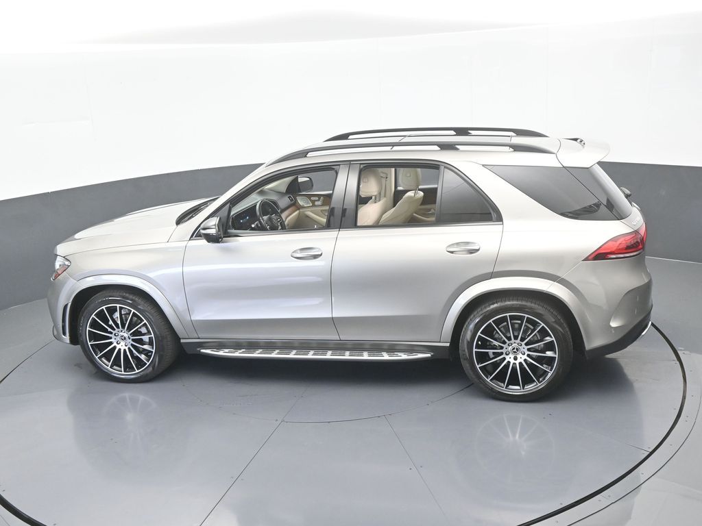 Used 2022 Gold Mercedes-Benz GLE 350 image 51