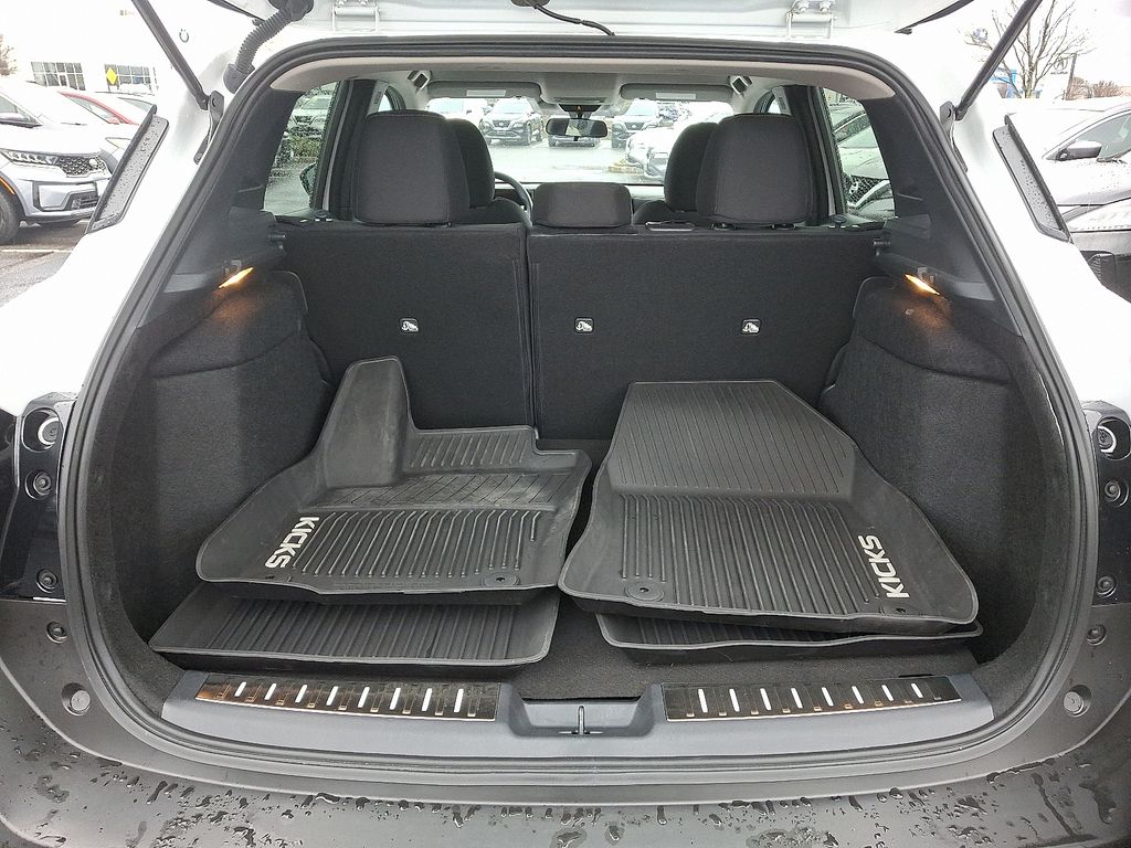 Thumbnail: 2025 Nissan Kicks - 29