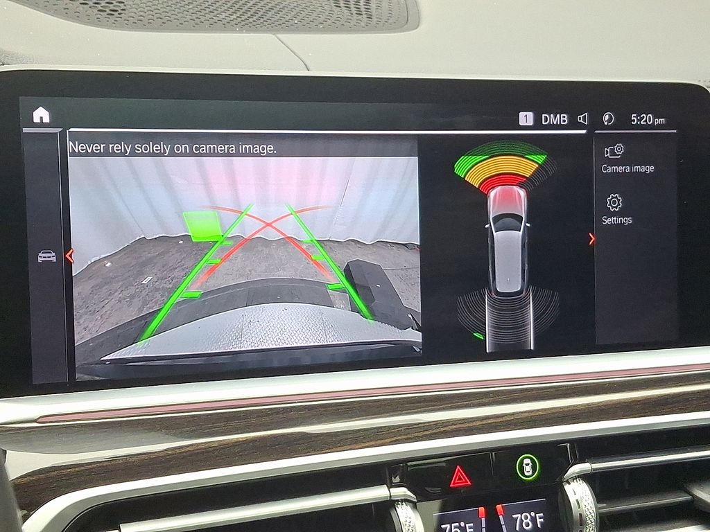 Thumbnail: 2021 BMW X7 - 22