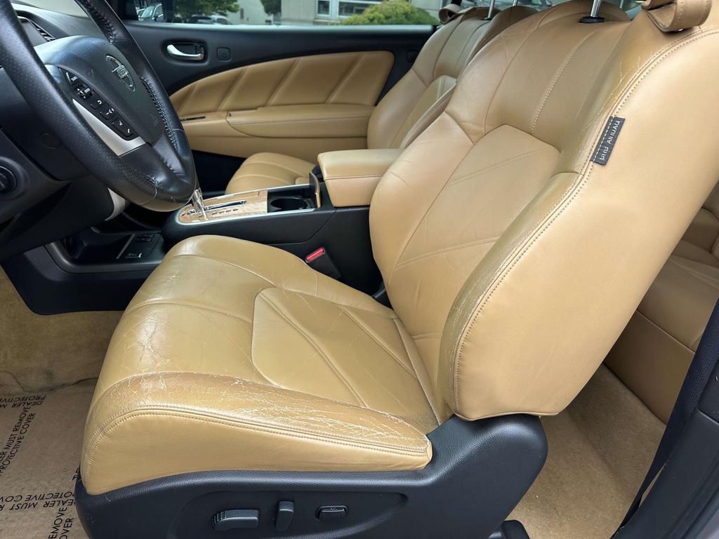 Thumbnail: 2011 Nissan Murano - 19