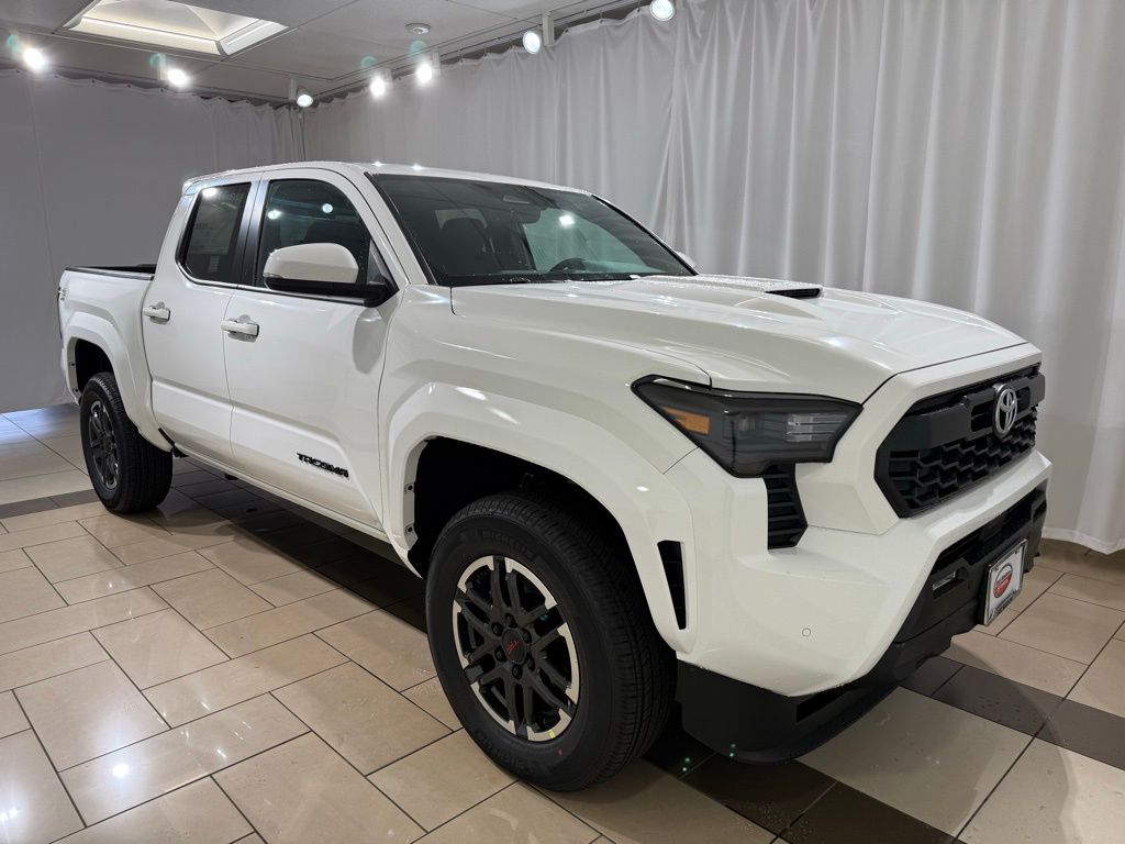 Thumbnail: 2025 Toyota Tacoma - 7