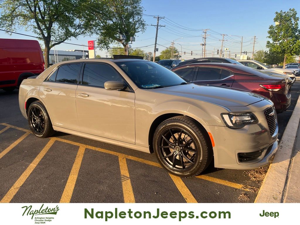 Ceramic Gray Clearcoat 2018 Chrysler 300 Sedan All-Wheel Drive 8-Speed Automatic