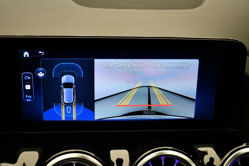 Thumbnail: 2026 Mercedes-Benz GLA - 27