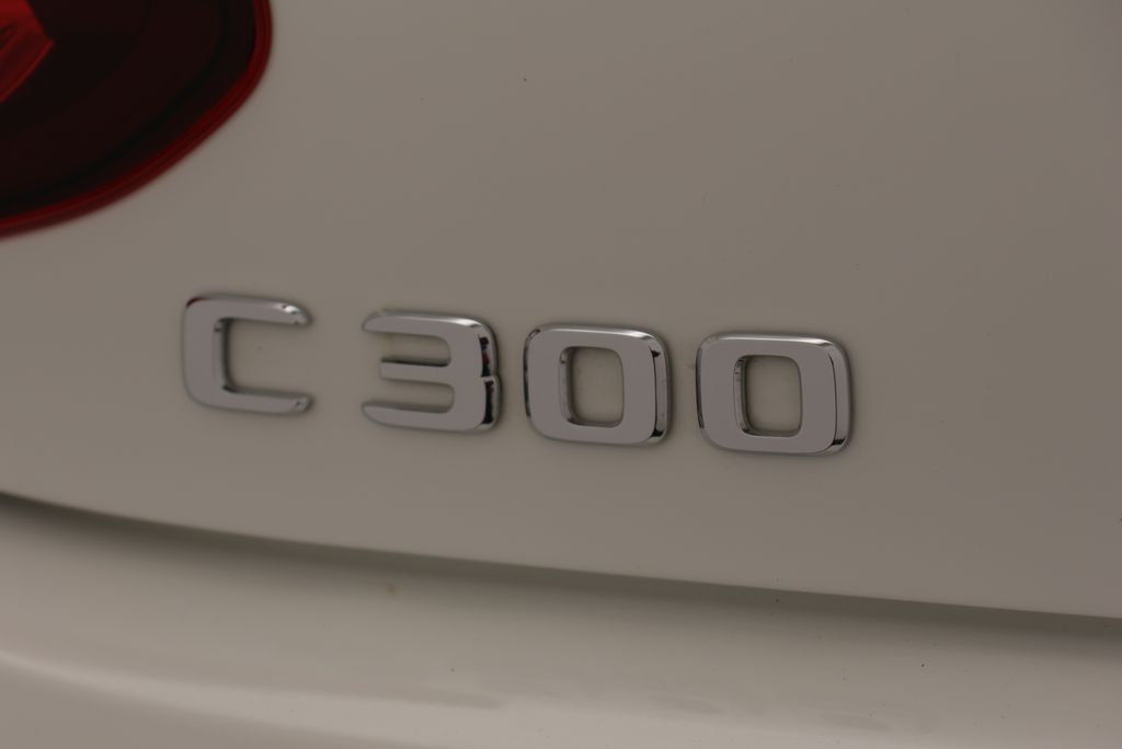 Thumbnail: 2023 Mercedes-Benz C-Class - 17