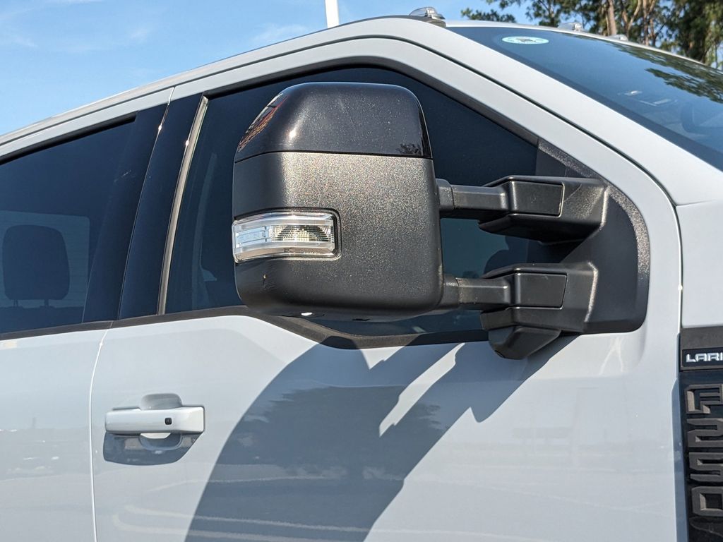 2025 Ford F-250 Super Duty Lariat