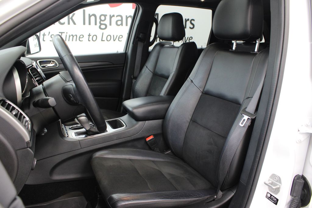 used 2022 Jeep Grand Cherokee WK car, priced at $26,499