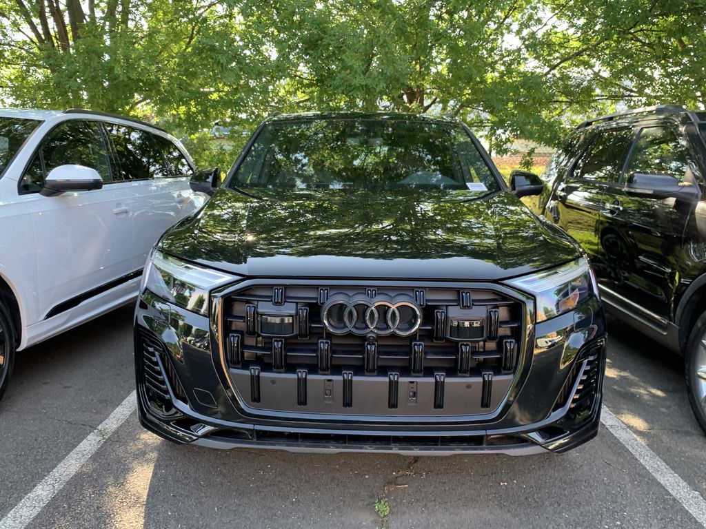 Thumbnail: 2025 Audi Q7 - 2