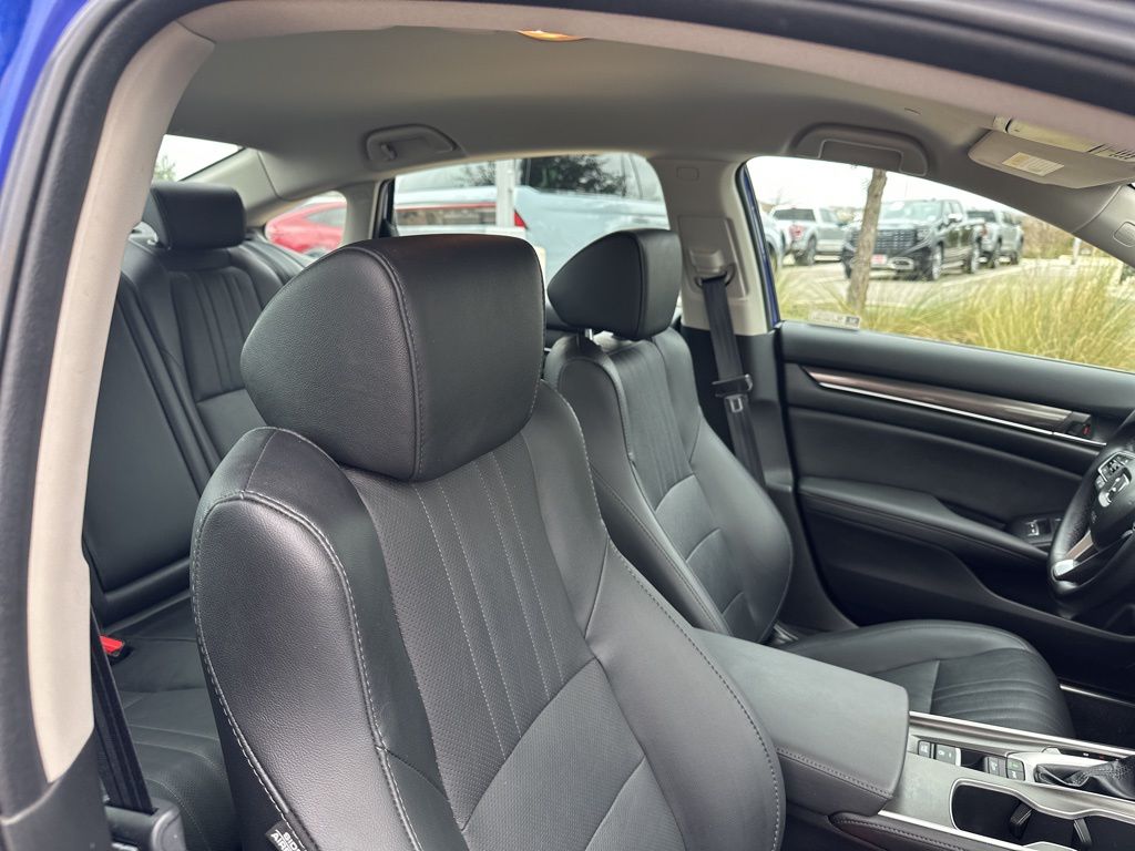 Used Car 2021 Honda Accord  Sport Special Edition For Sale Under $25,000 In Austin, Texas