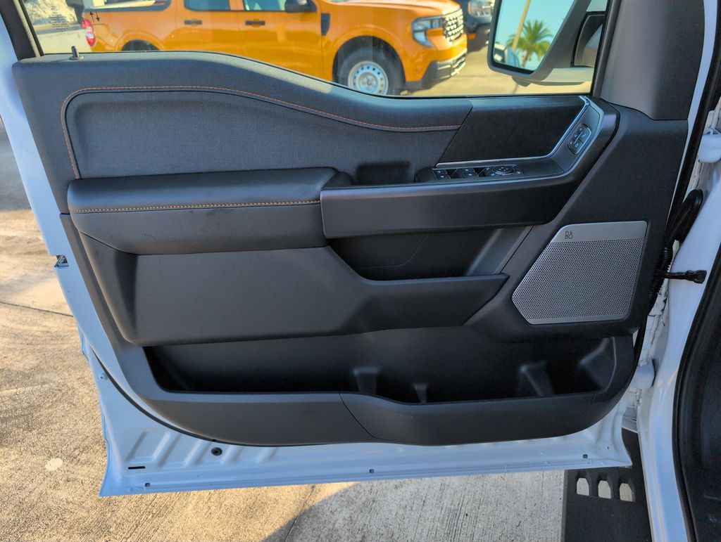 New 2026 White Ford Tremor image 28