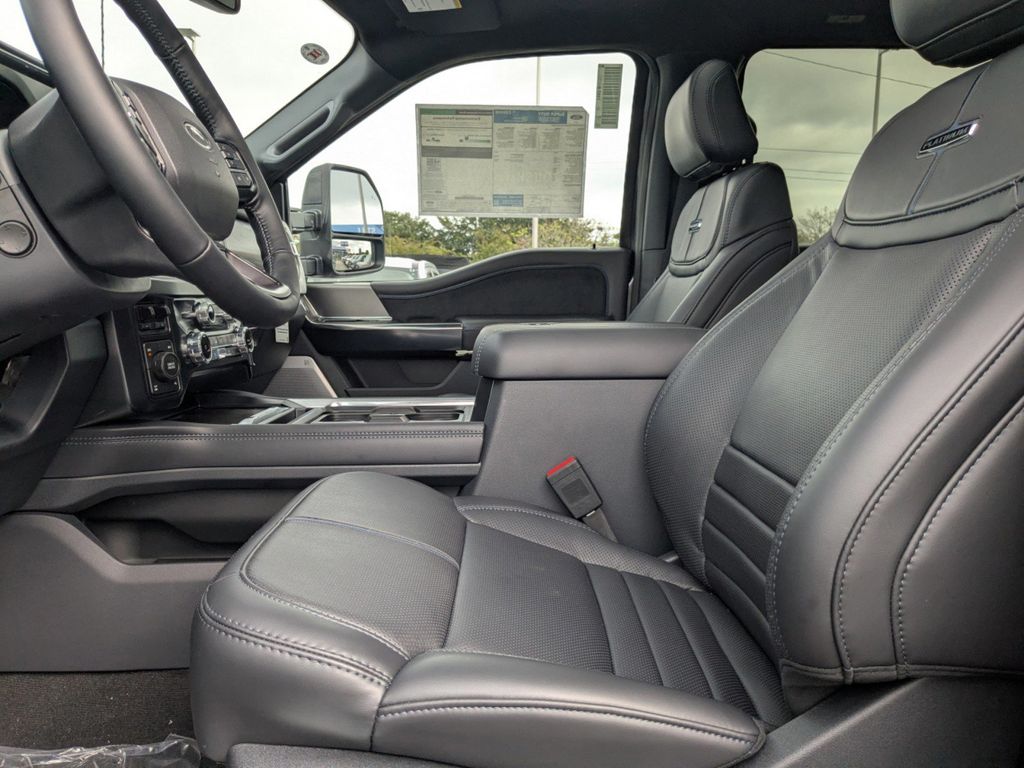 2026 Ford Super Duty F-250 SRW Platinum