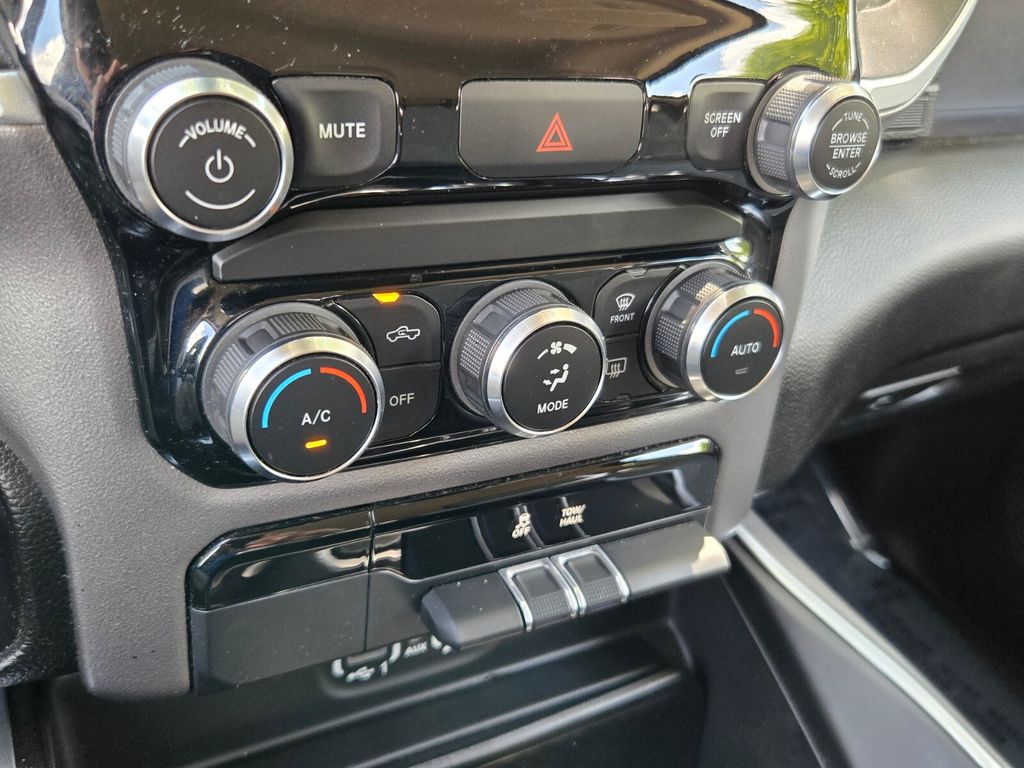 2020 Ram 1500 - $25,618