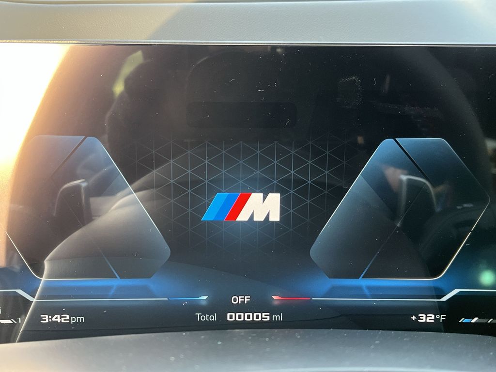 Thumbnail: 2026 BMW X5 - 15