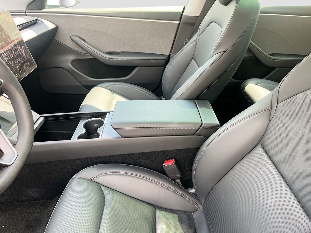 Used 2025 White Tesla Long Range image 20