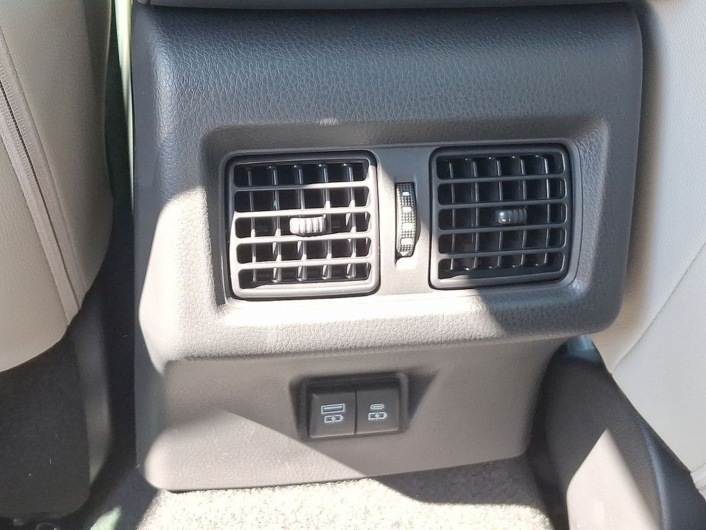 Thumbnail: 2025 Toyota Camry - 11