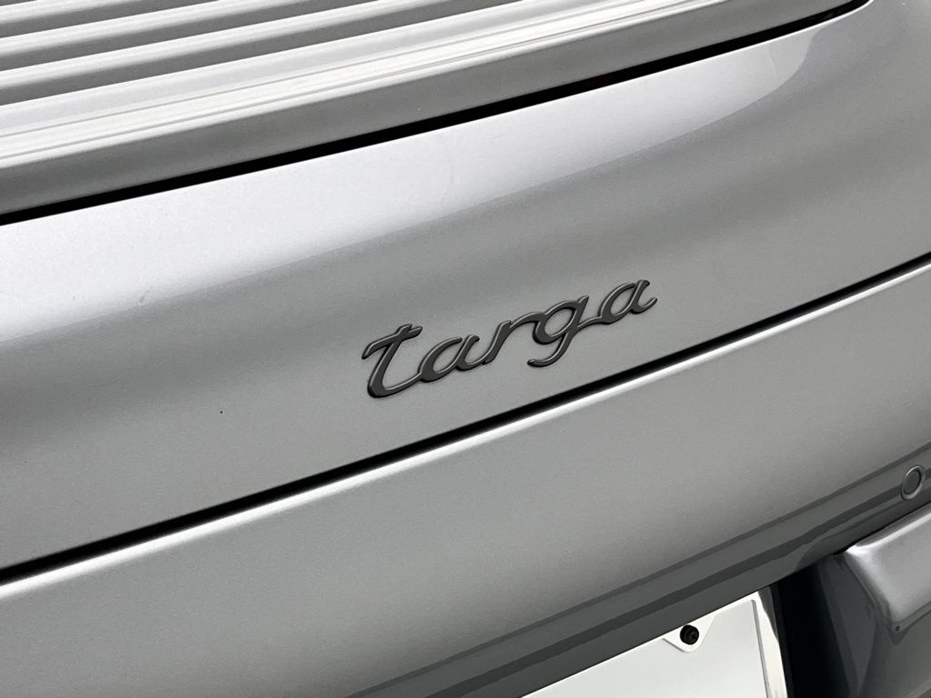 Thumbnail: 2002 Porsche 911 - 31