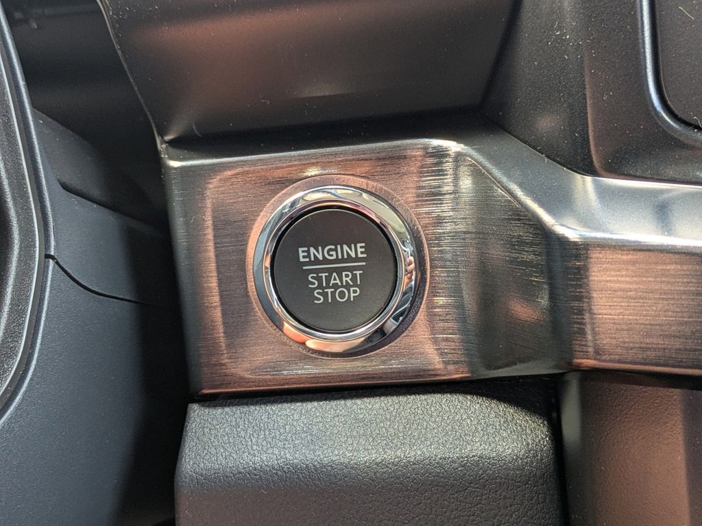 2026 Ford F-350 Super Duty LARIAT