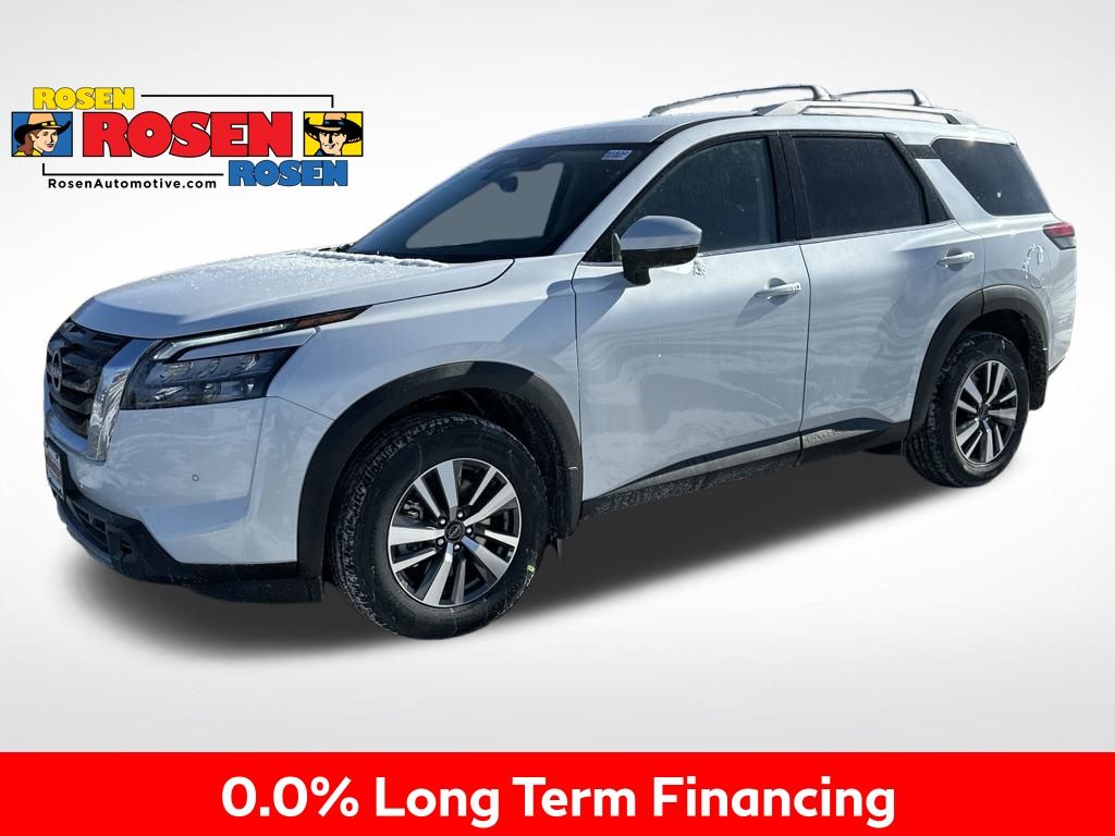 2025 Nissan Pathfinder SL photo
