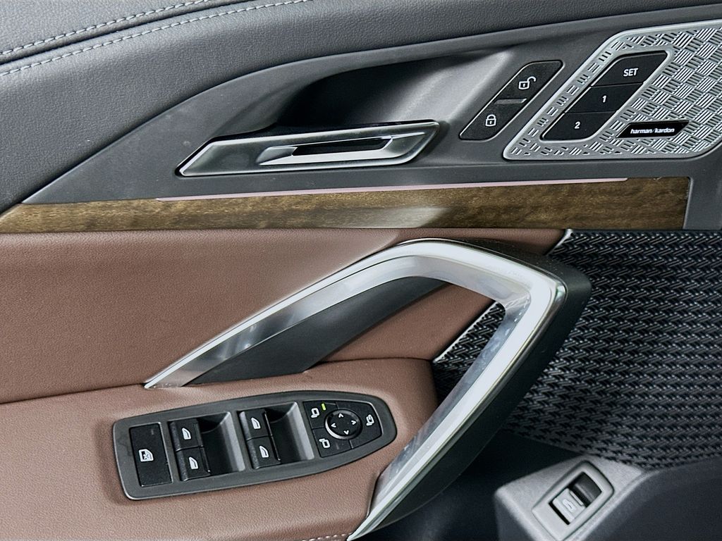 Thumbnail: 2025 BMW X1 - 20