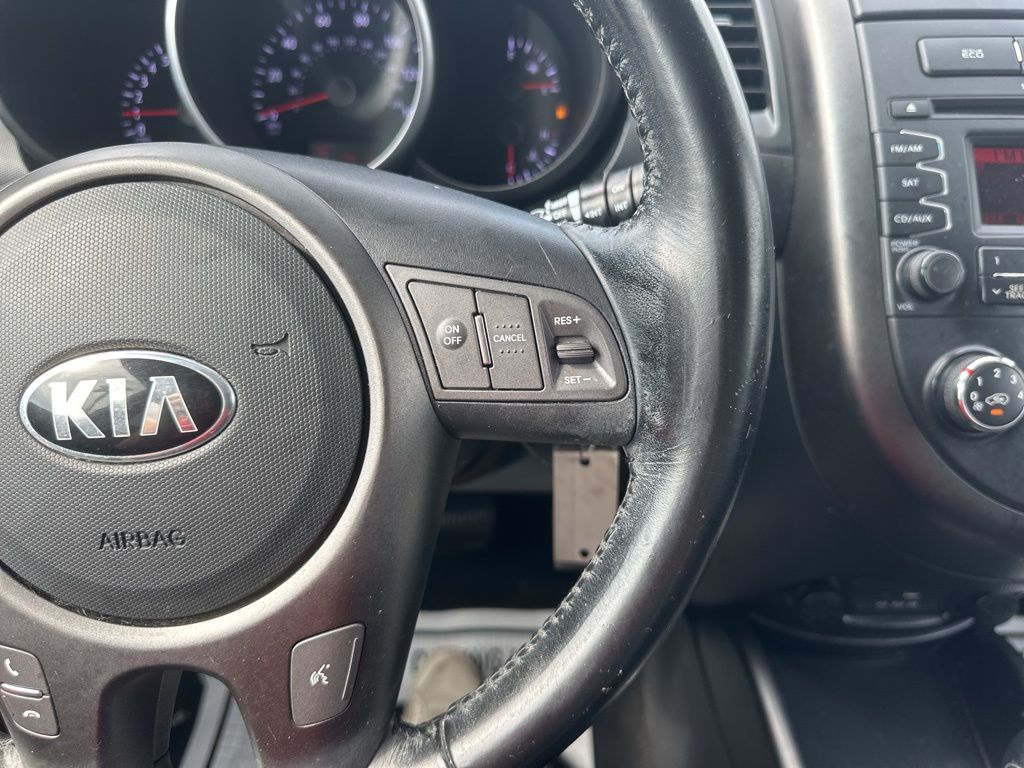 2013 Dune Kia Soul Plus FWD Hatchback