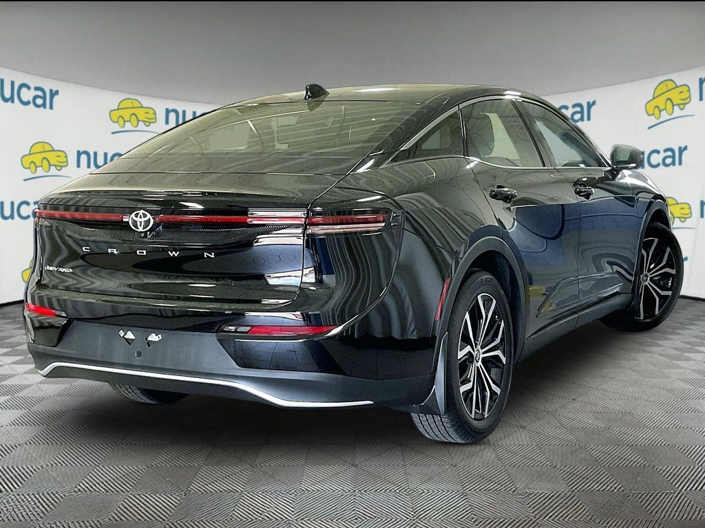 2026 Toyota Crown — photo 6